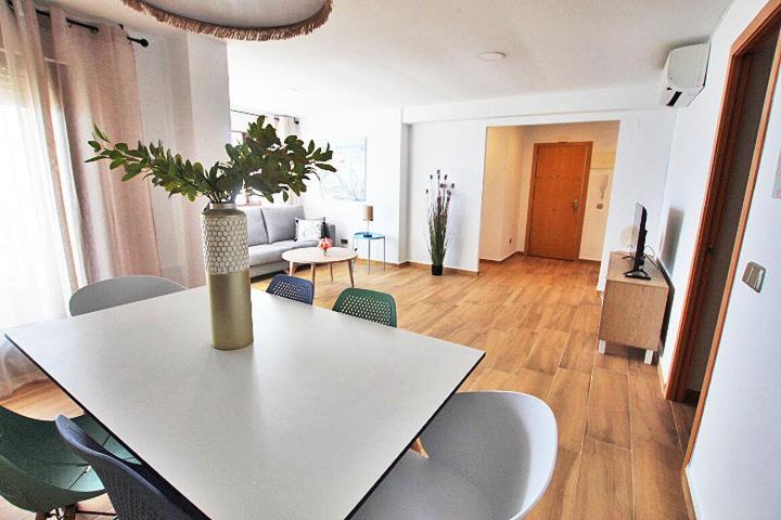 شقة Apartamento Europa Primera Linea De Playa Guardamar كوارذامار ذيل سيغورا المظهر الخارجي الصورة
