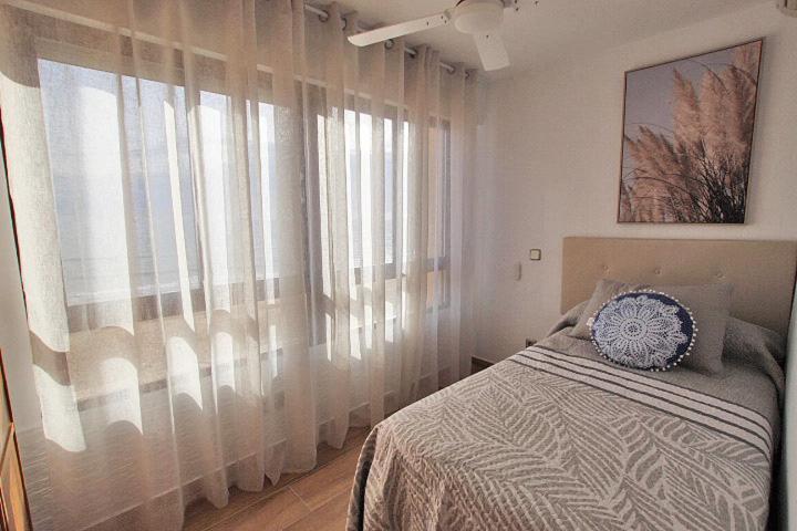 شقة Apartamento Europa Primera Linea De Playa Guardamar كوارذامار ذيل سيغورا المظهر الخارجي الصورة